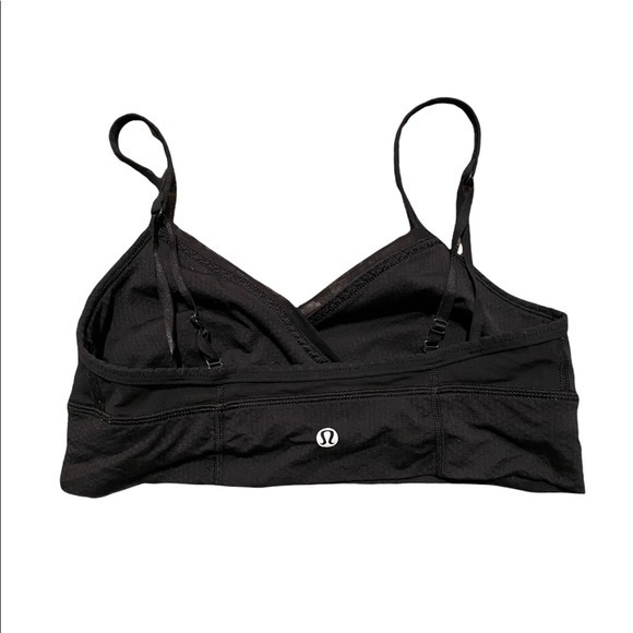 Lululemon crossed front black bra size 6 - Picture 5 of 7